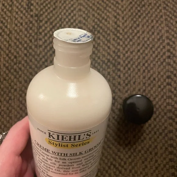 Kiehl’s 8.4 oz Creme With Silk Groom - Picture 2 of 3